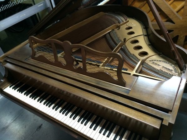 Steinway & Sons S-155