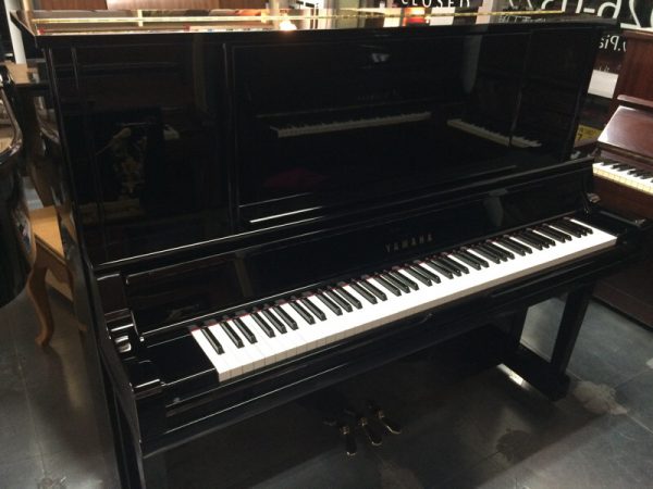 YAMAHA UX30A