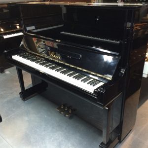 YAMAHA U3H