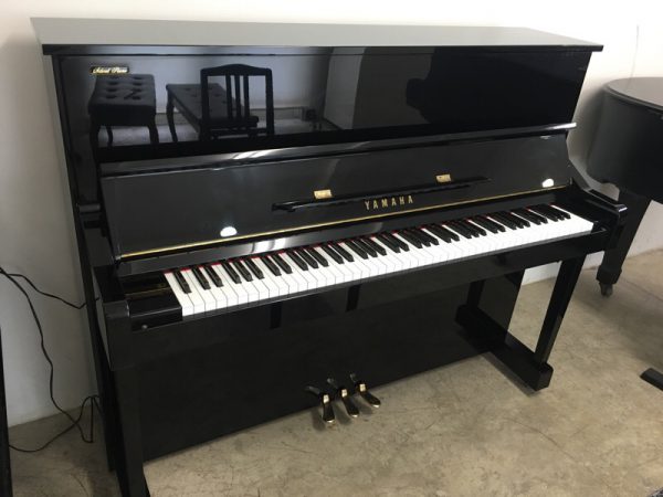 YAMAHA YM5S