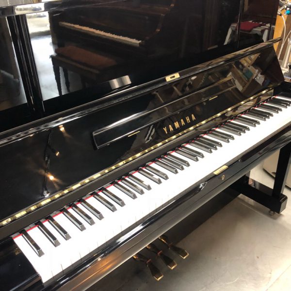 YAMAHA UX-1